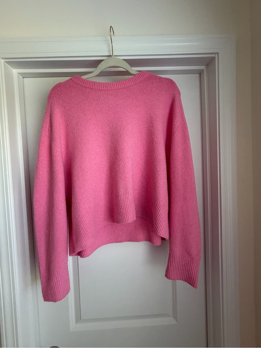 Universal Thread Pink Crewneck Sweater